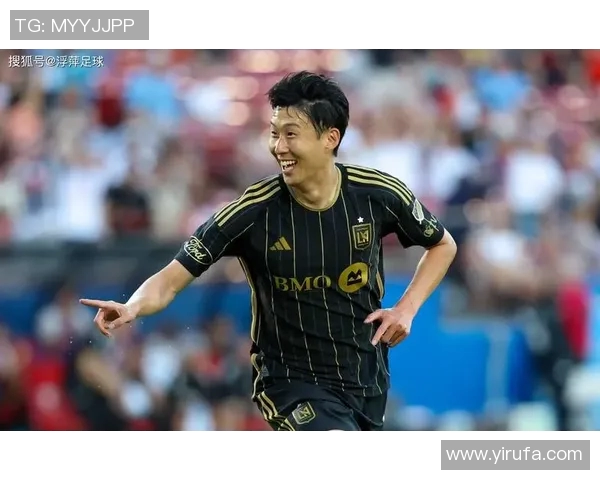 足球巨星的温暖瞬间展现人性之美与善良力量